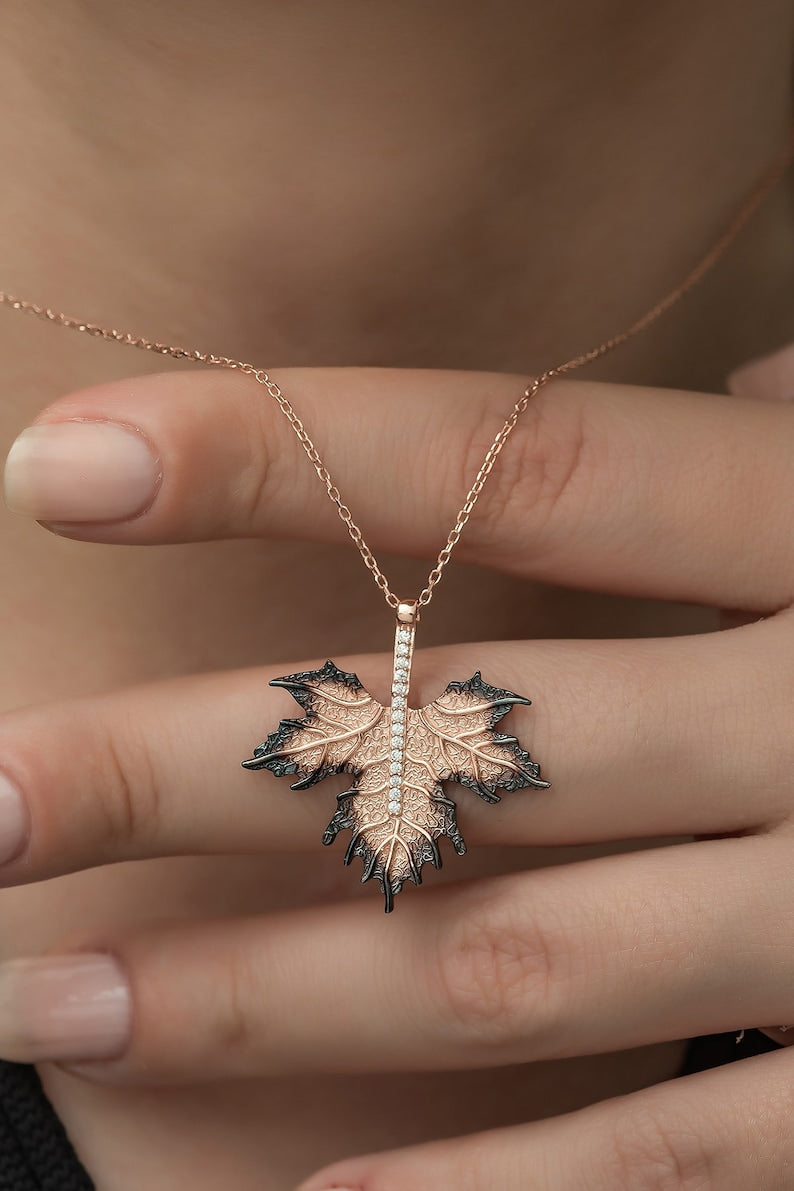 Sterling Silver Sycamore Leaf Necklace with Crystal Stone – 925k Rose Gold Finish