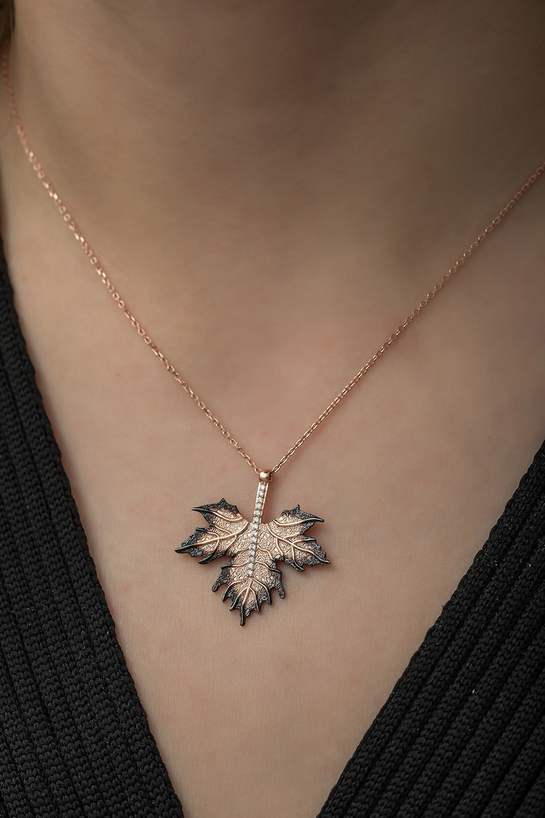 Sterling Silver Sycamore Leaf Necklace with Crystal Stone – 925k Rose Gold Finish